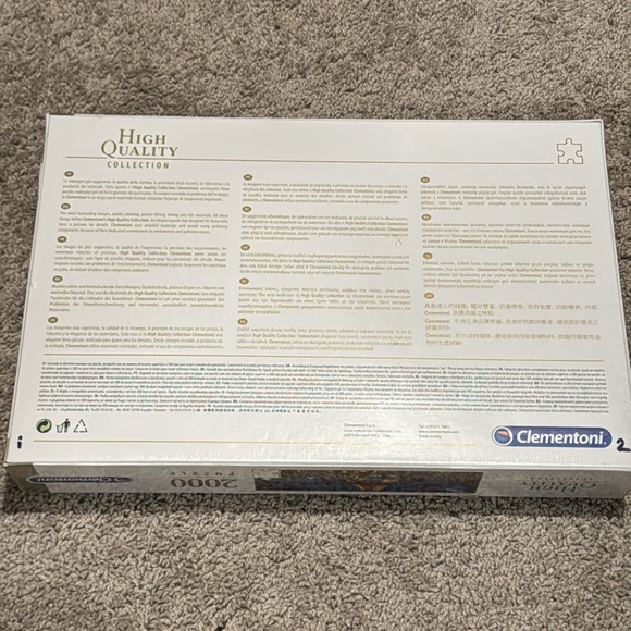 Eiffel Tower Puzzle - Picture 2 of 3